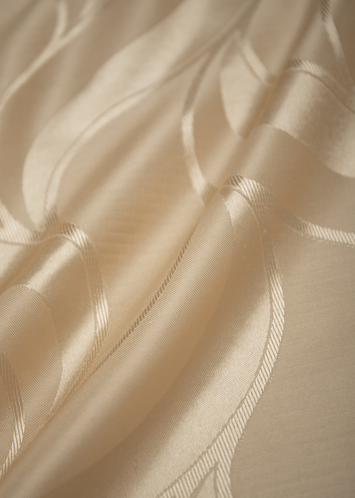 картинка Штора Amore Mio RR 6PL L506-11 1,4*2,7*1 золотой 