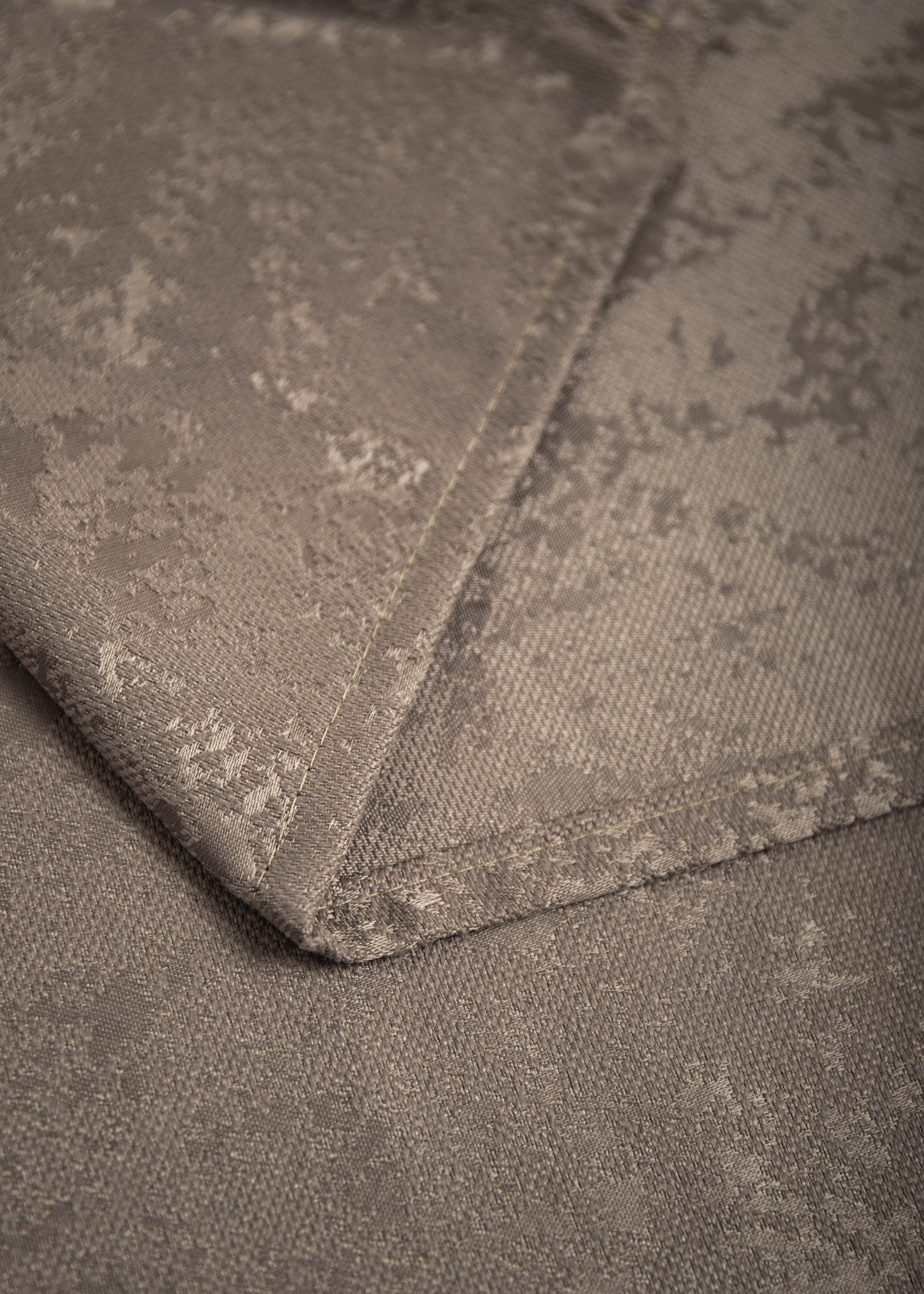 картинка Штора Amore Mio RR 3941D-04 2,0*2,7*1 кофейный 