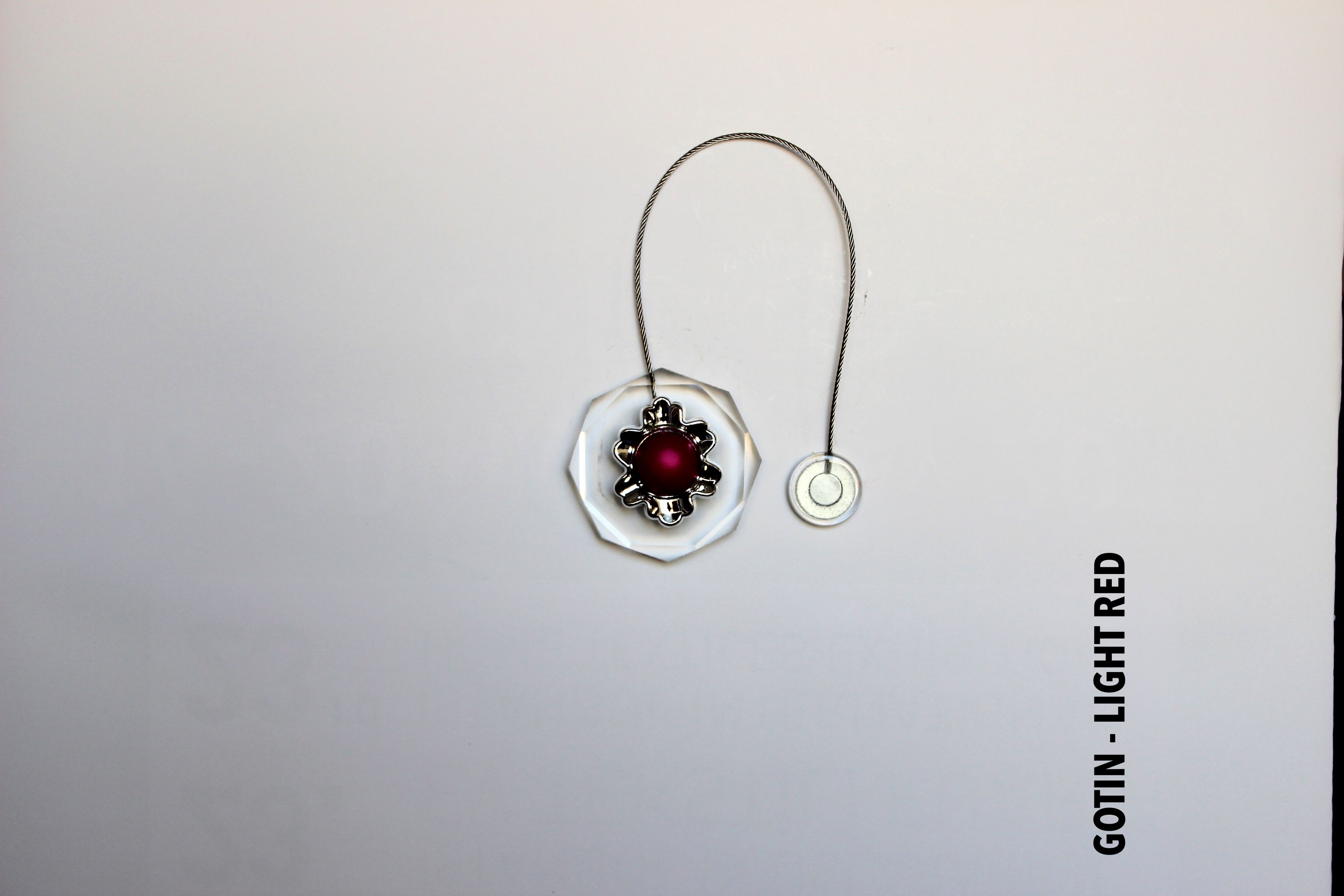 картинка Магнит RS Gotin-light red 