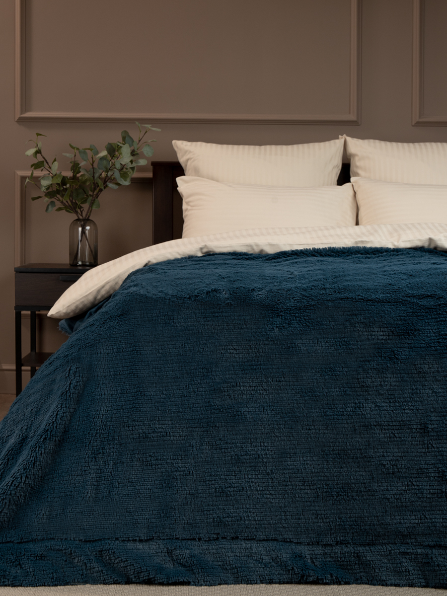 картинка Плед Buenas Noches искусст мех TF F072BL5 2224 ДВ 19-4126 