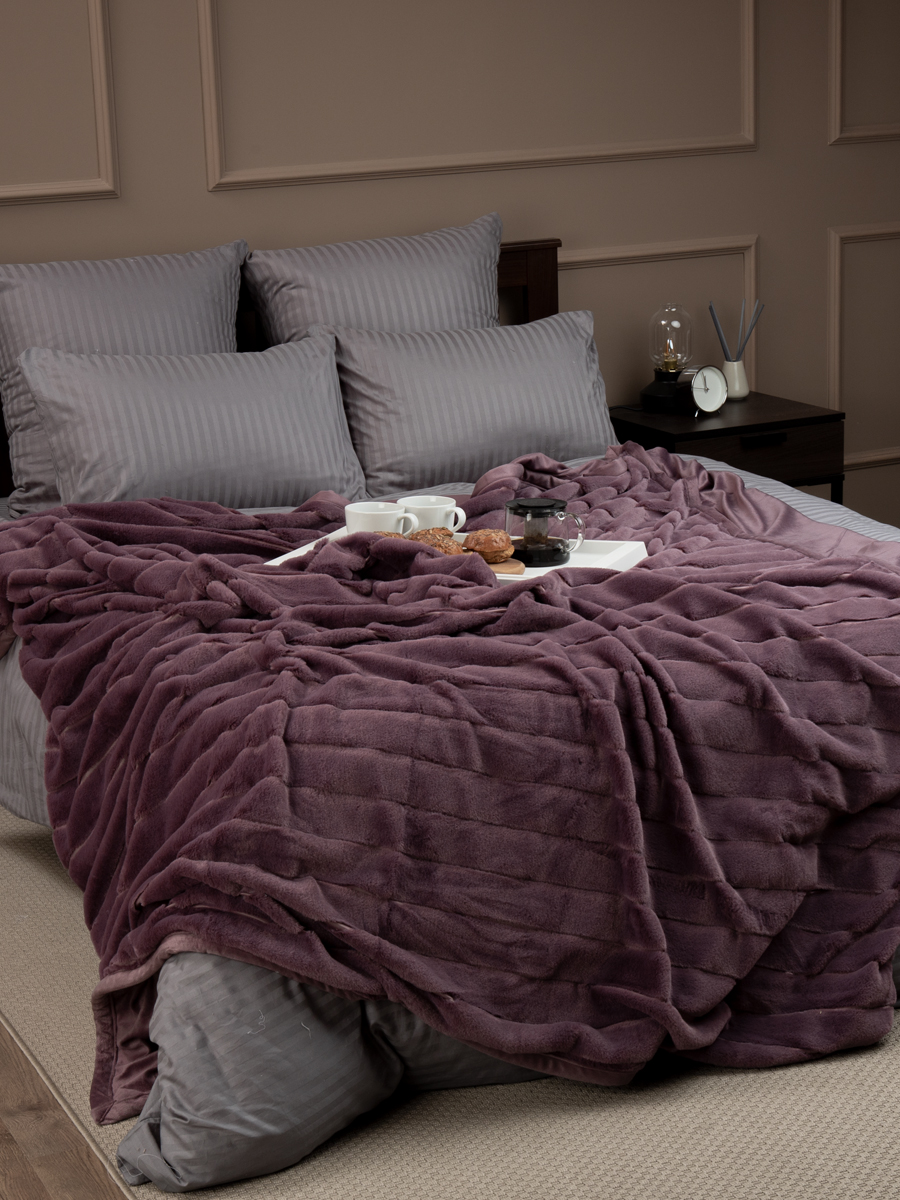 картинка Плед Texrepublic TCH KS DKLI2 2022 Полосы 18-1705 