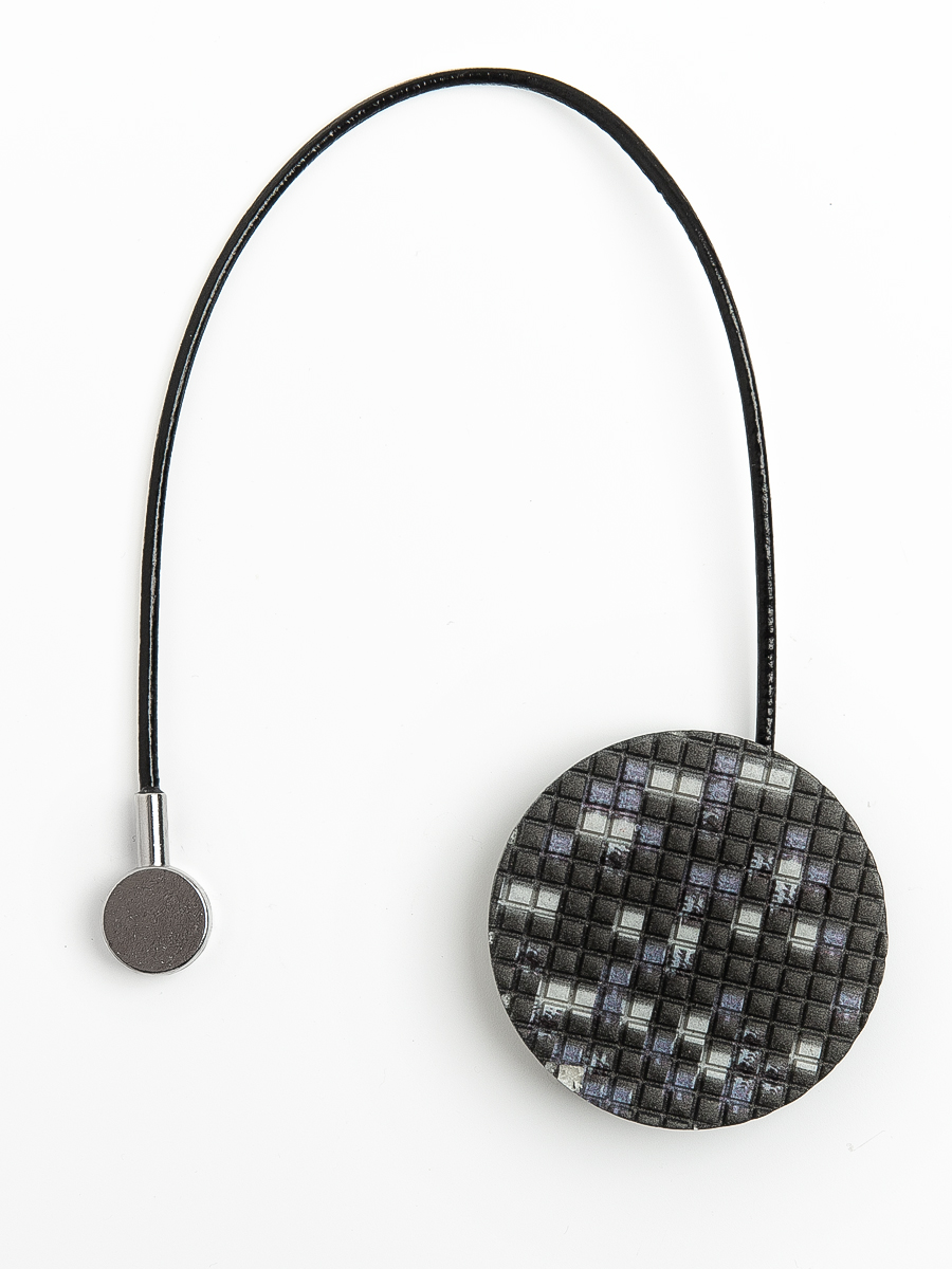 картинка Магнит Ajur MI M21- black with silver 