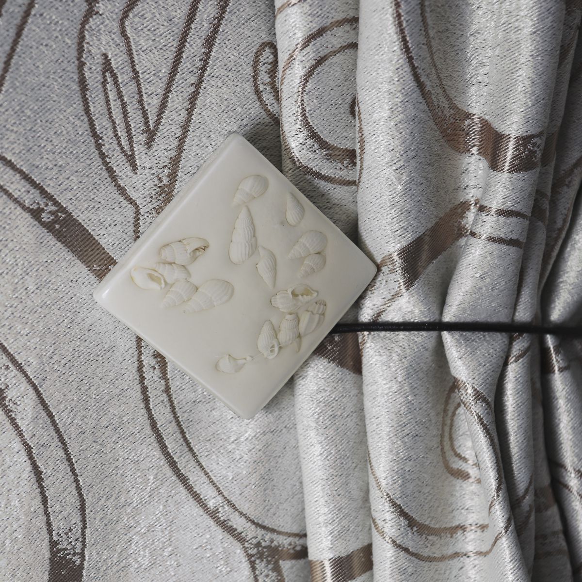 картинка Магнит Ajur MI M18-kream 