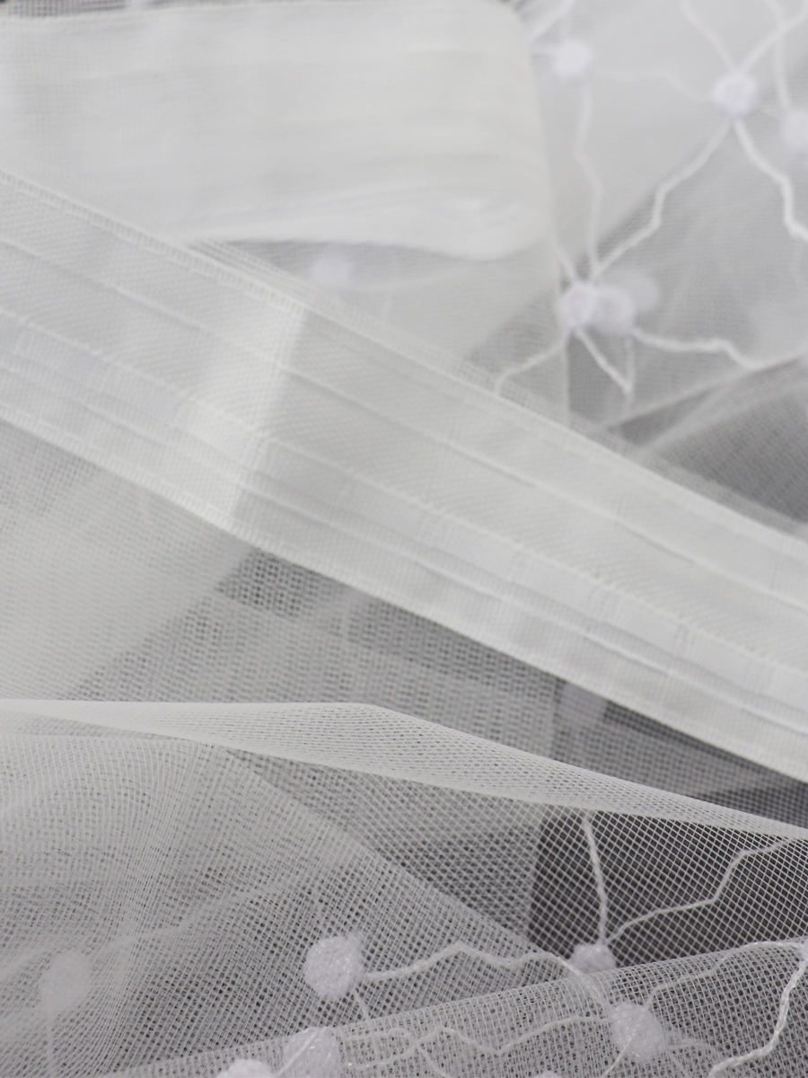 картинка Штора Amore Mio RR 45867-w 2,5*2,6*1 белый 