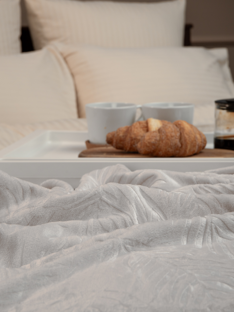 картинка Плед Texrepublic TF FNE GY8 036/2022 l-листья NC 