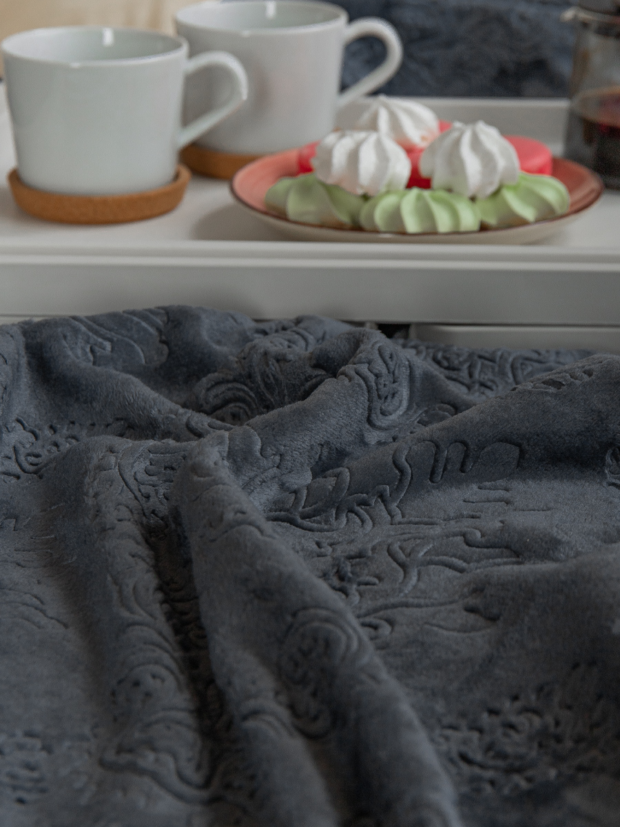 картинка Плед Texrepublic TF FNE DKGY1 2022 d-дамаск 19-3910 