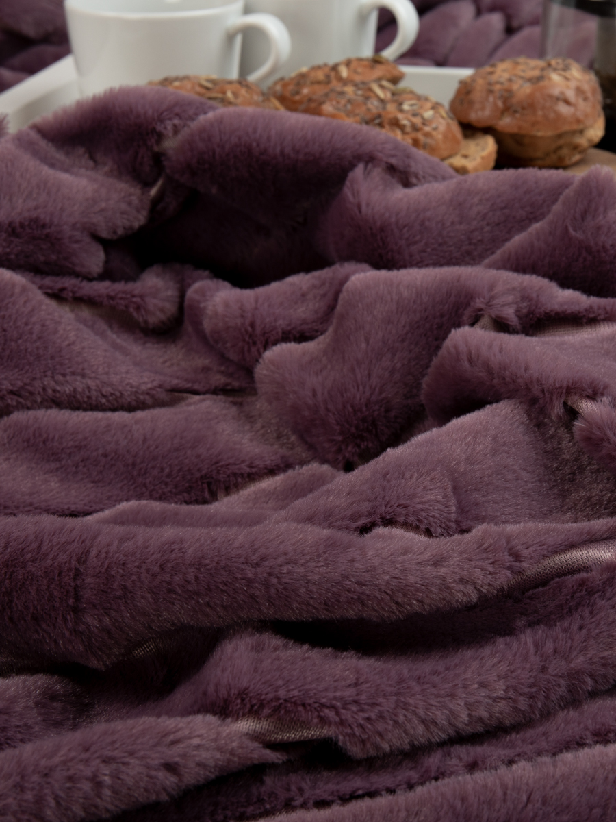 картинка Плед Texrepublic TCH KS DKLI2 2022 Полосы 18-1705 