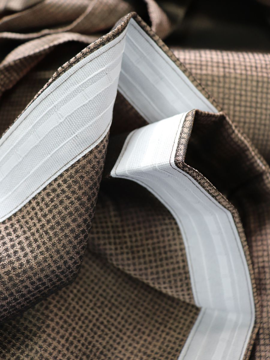 картинка Штора Amore Mio RR AV003V02-04P 2,0*3,0*1 коричневый 